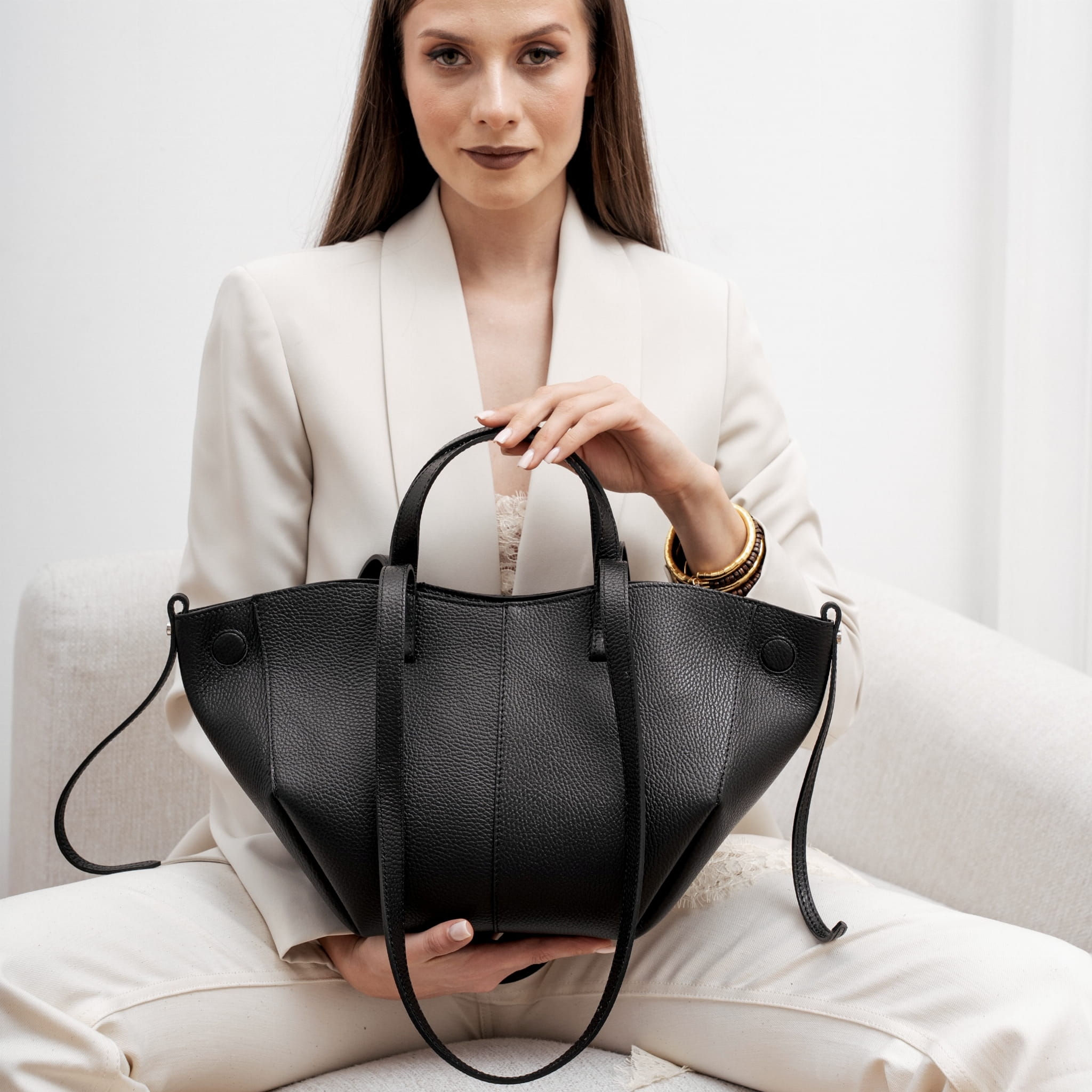 Torebka Skórzana Eliana Czarna Klasyczna Elegancja (skórzana)